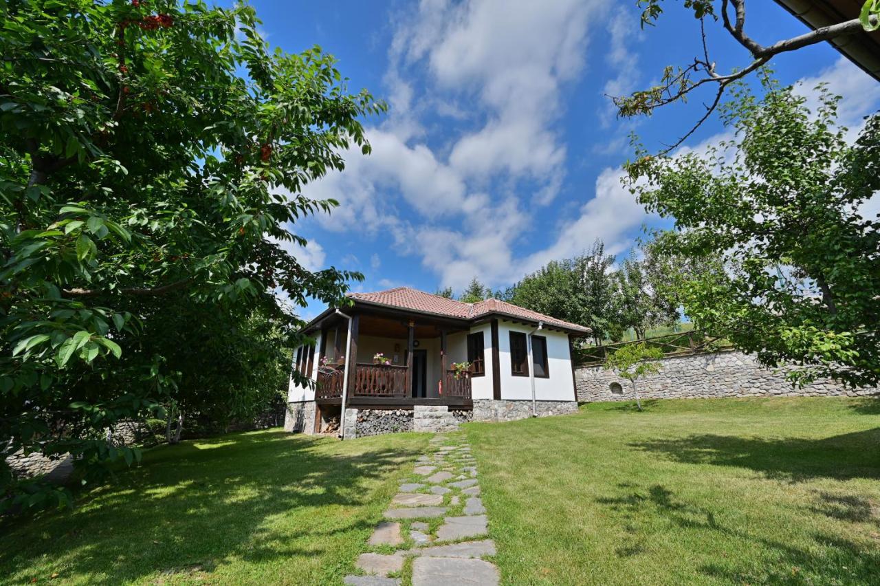 Rhodopes Legends Hotell Vrata Exteriör bild