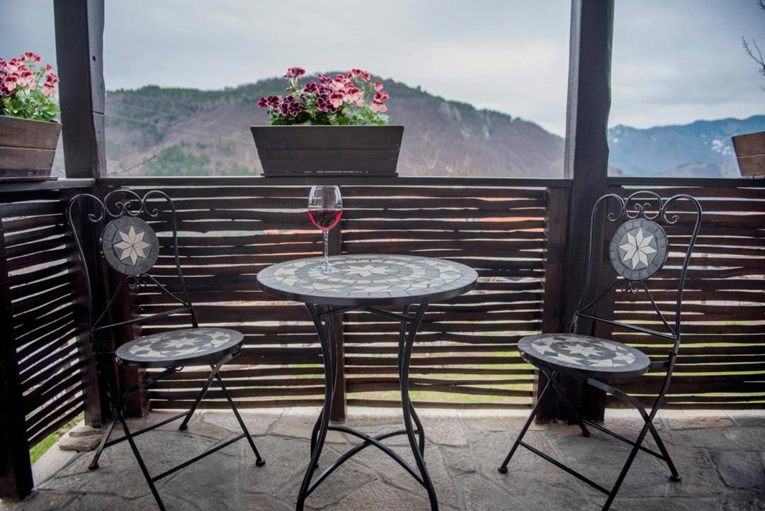 Rhodopes Legends Hotell Vrata Exteriör bild