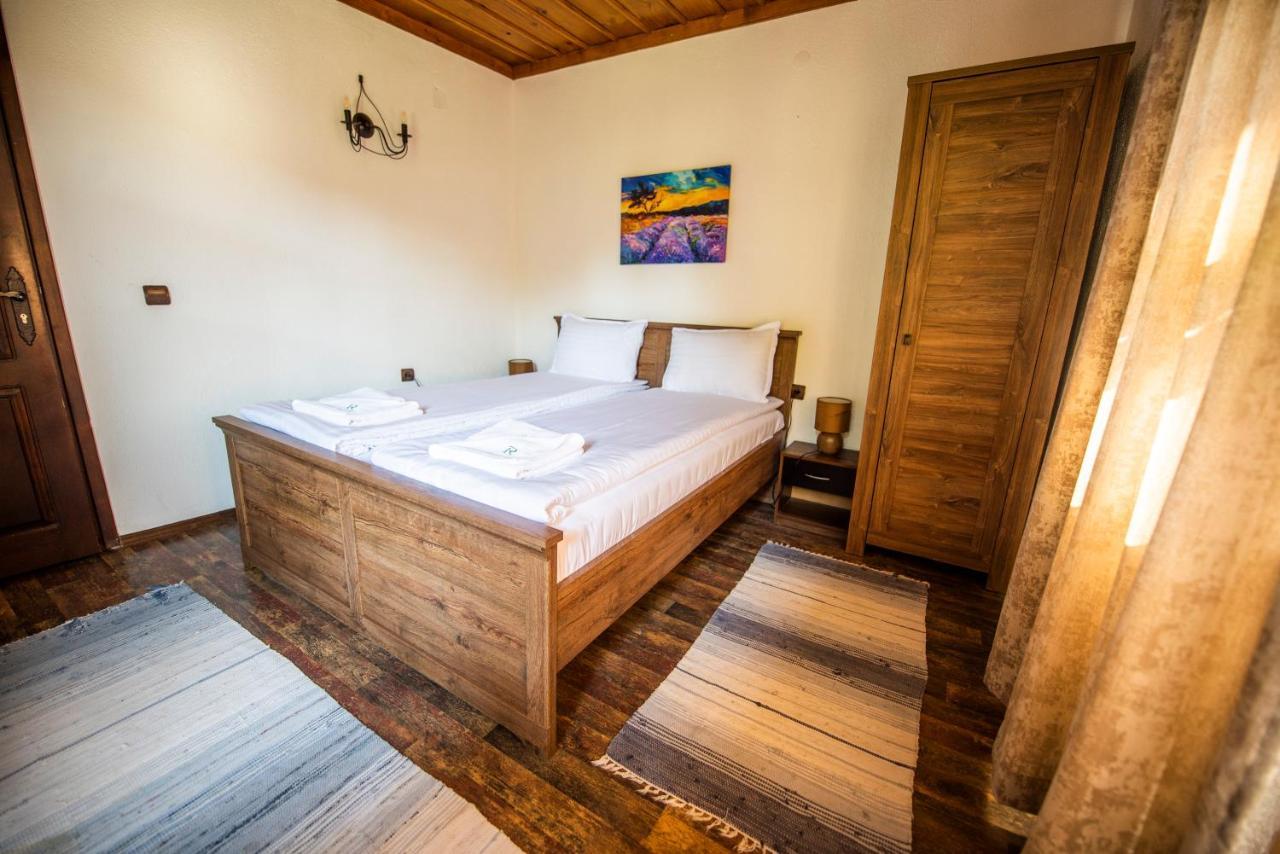 Rhodopes Legends Hotell Vrata Exteriör bild