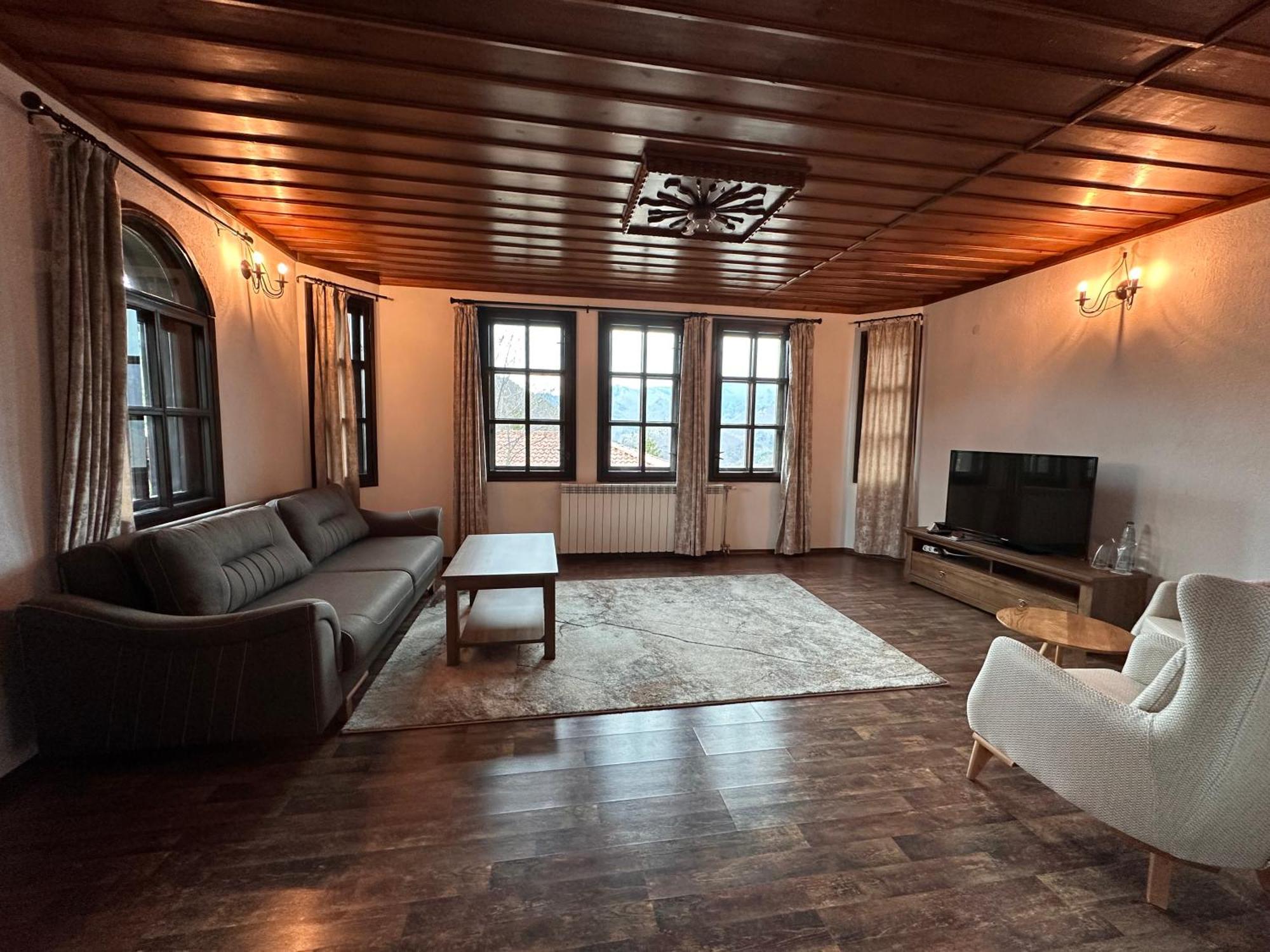 Rhodopes Legends Hotell Vrata Exteriör bild