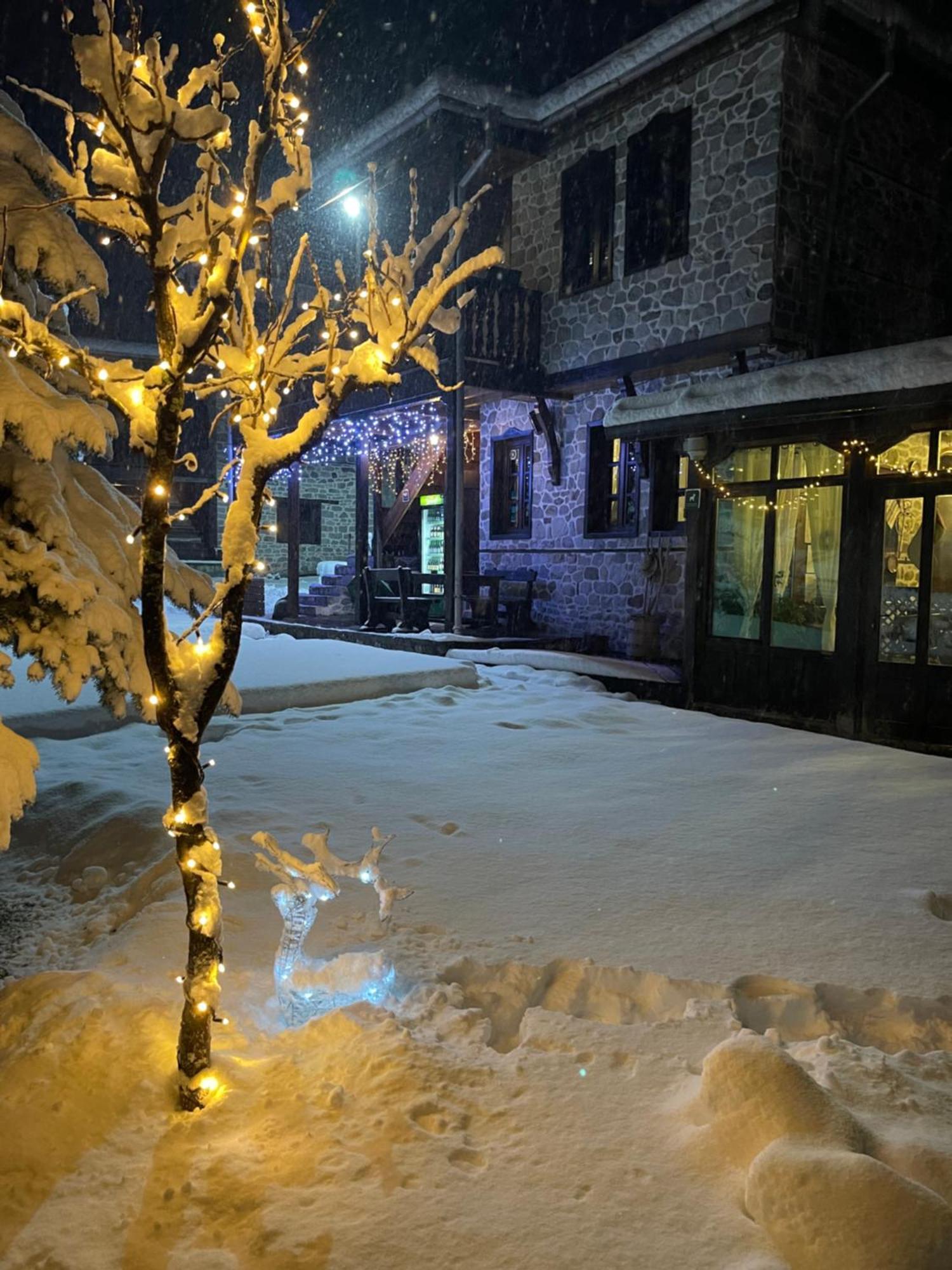 Rhodopes Legends Hotell Vrata Exteriör bild