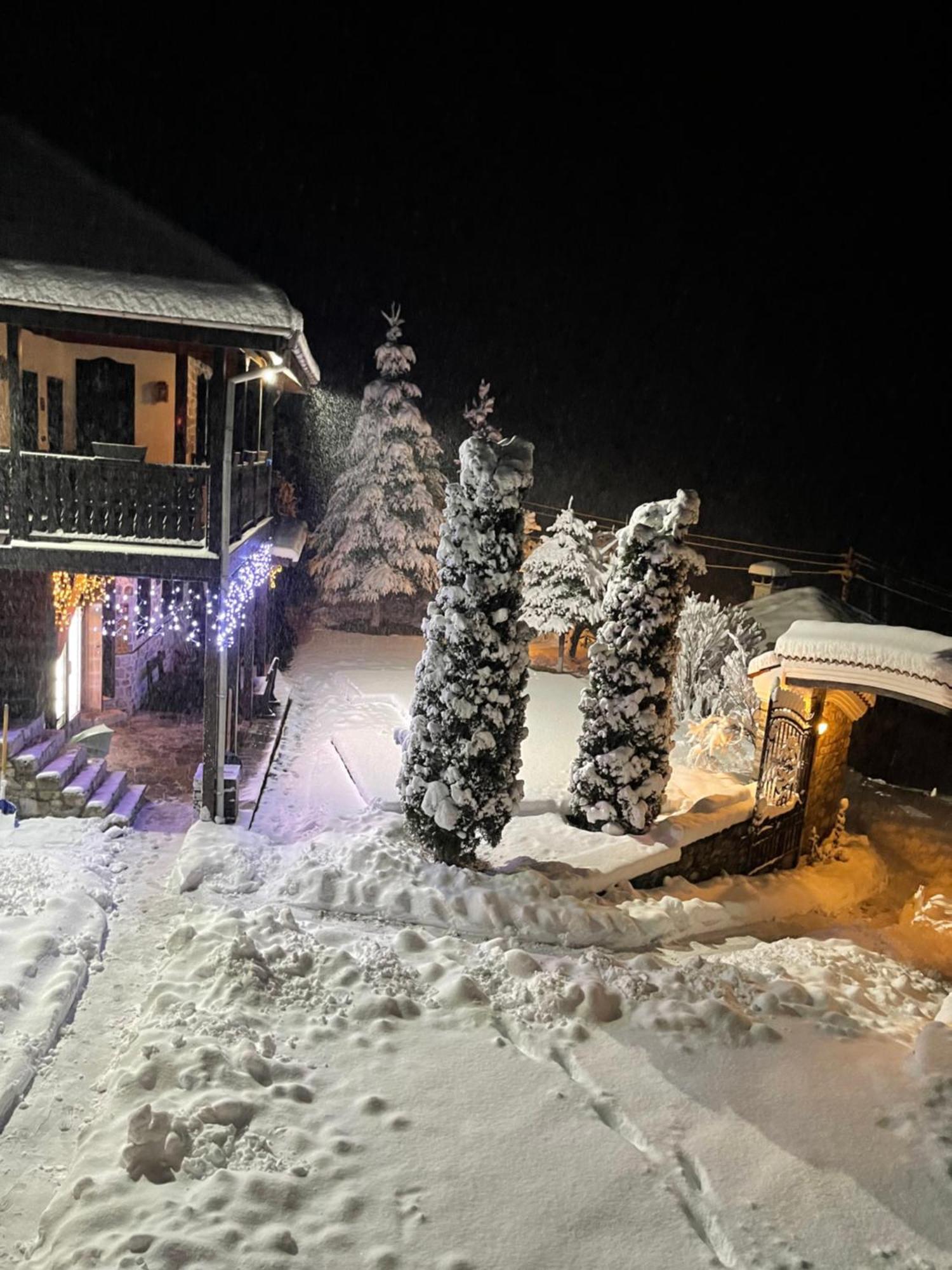 Rhodopes Legends Hotell Vrata Exteriör bild